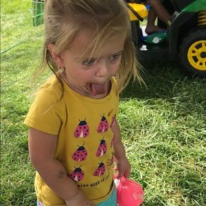 Meet your Posher, Cara